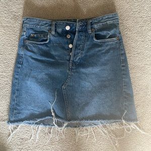 Cute h&m jean skirt
